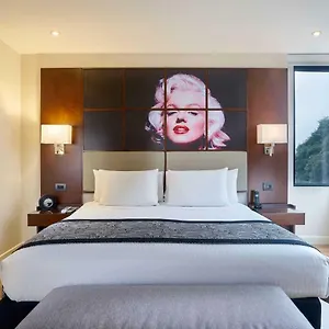 Hotel Celebrities, Bogotá